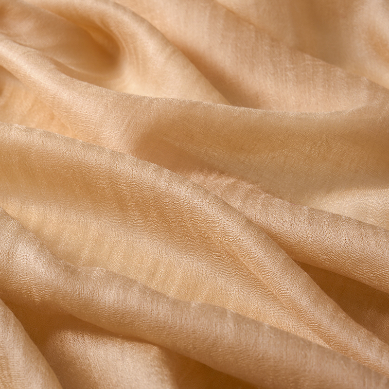 Worsted spun yarn